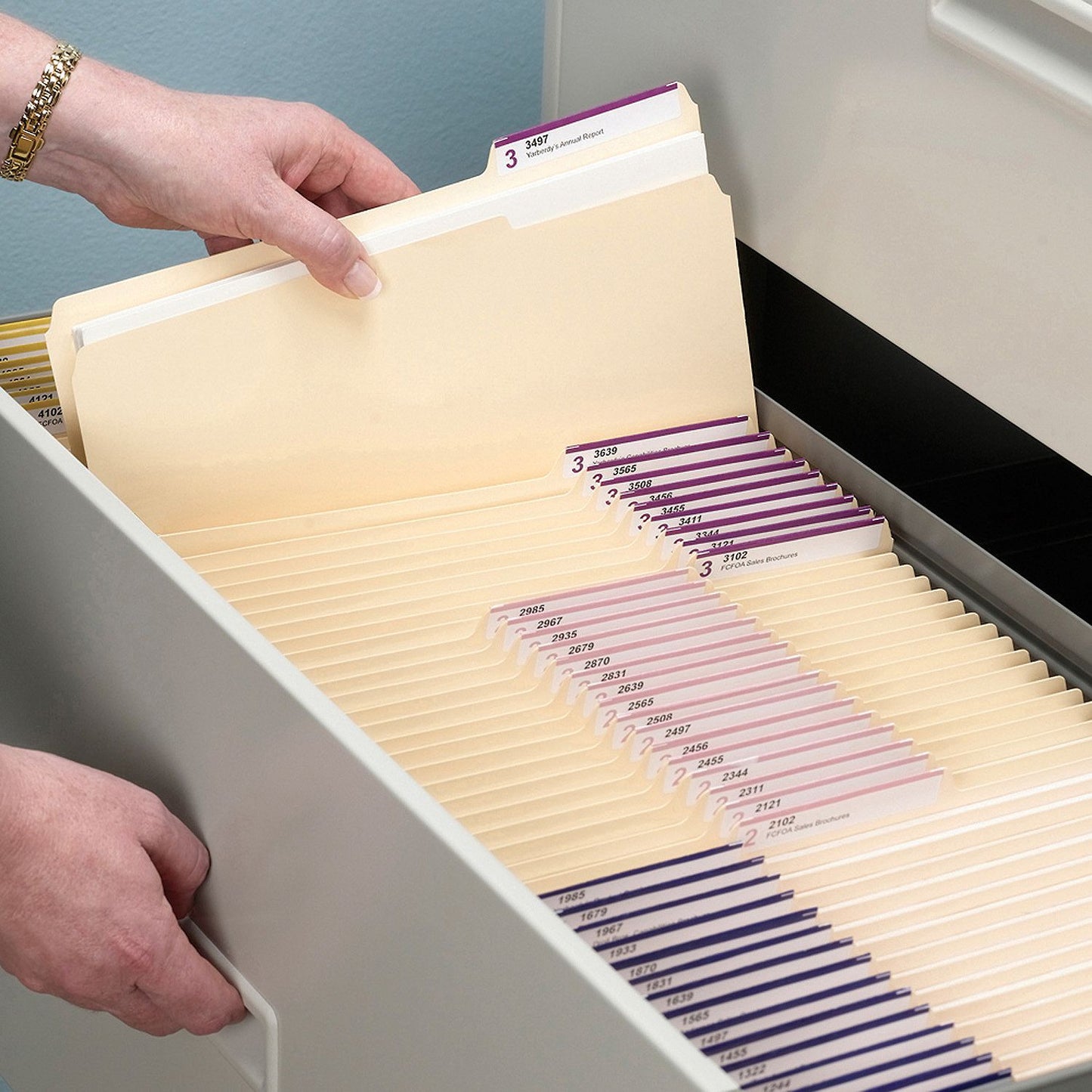 Smead 1/3 Cut Assorted Positions File Folders, Legal, Manila, 150ct.