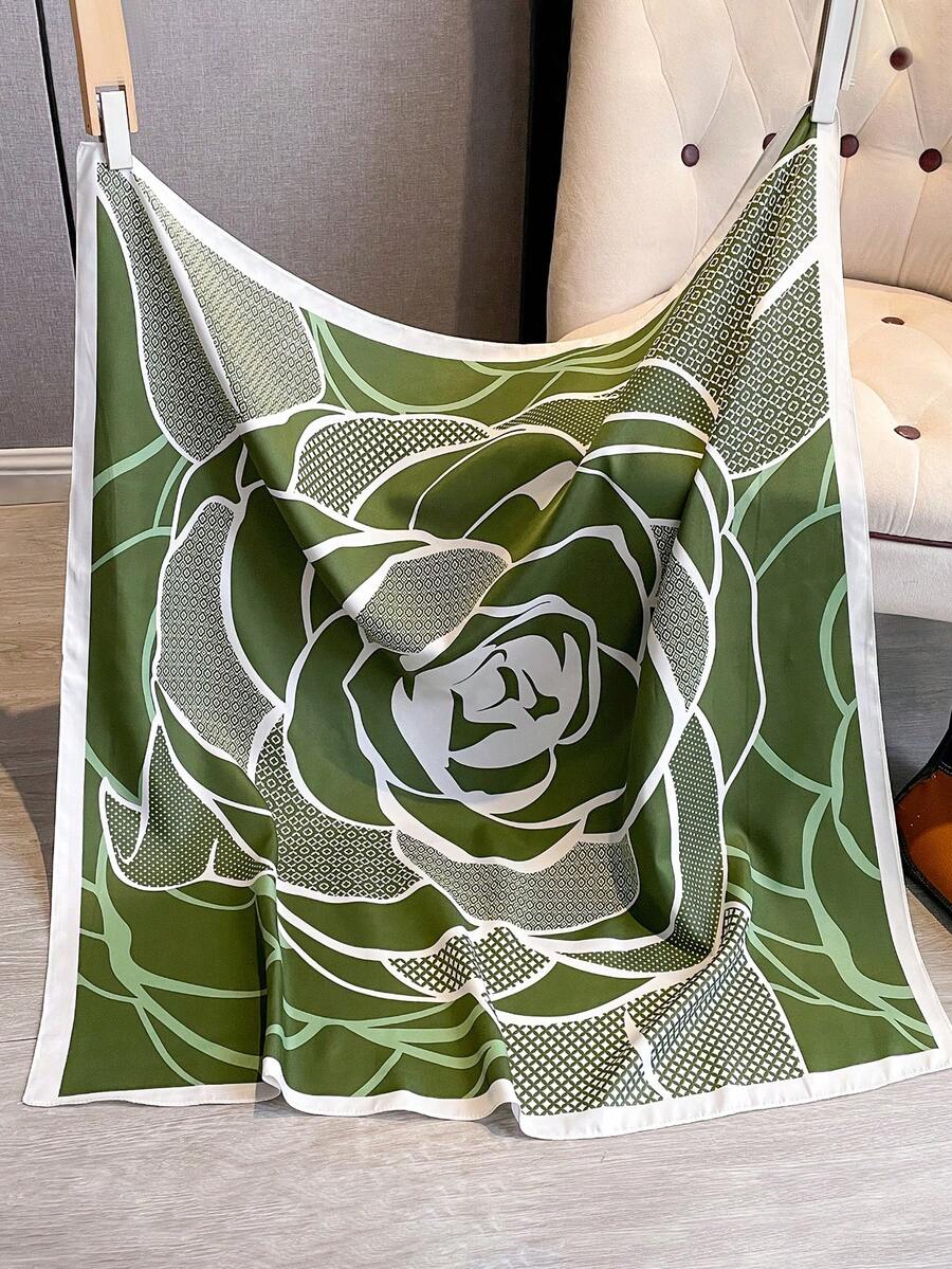 ELEGANT TWILL ROSE PRINT SCARF