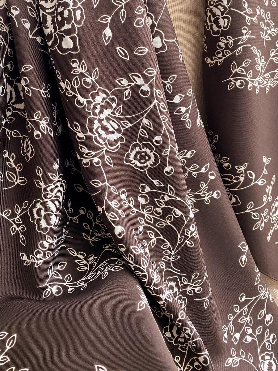 ELEGANT FLORAL SILK SCARF