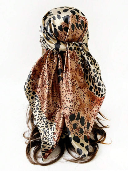 SATIN TEXTURE LEOPARD PRINT SCARF